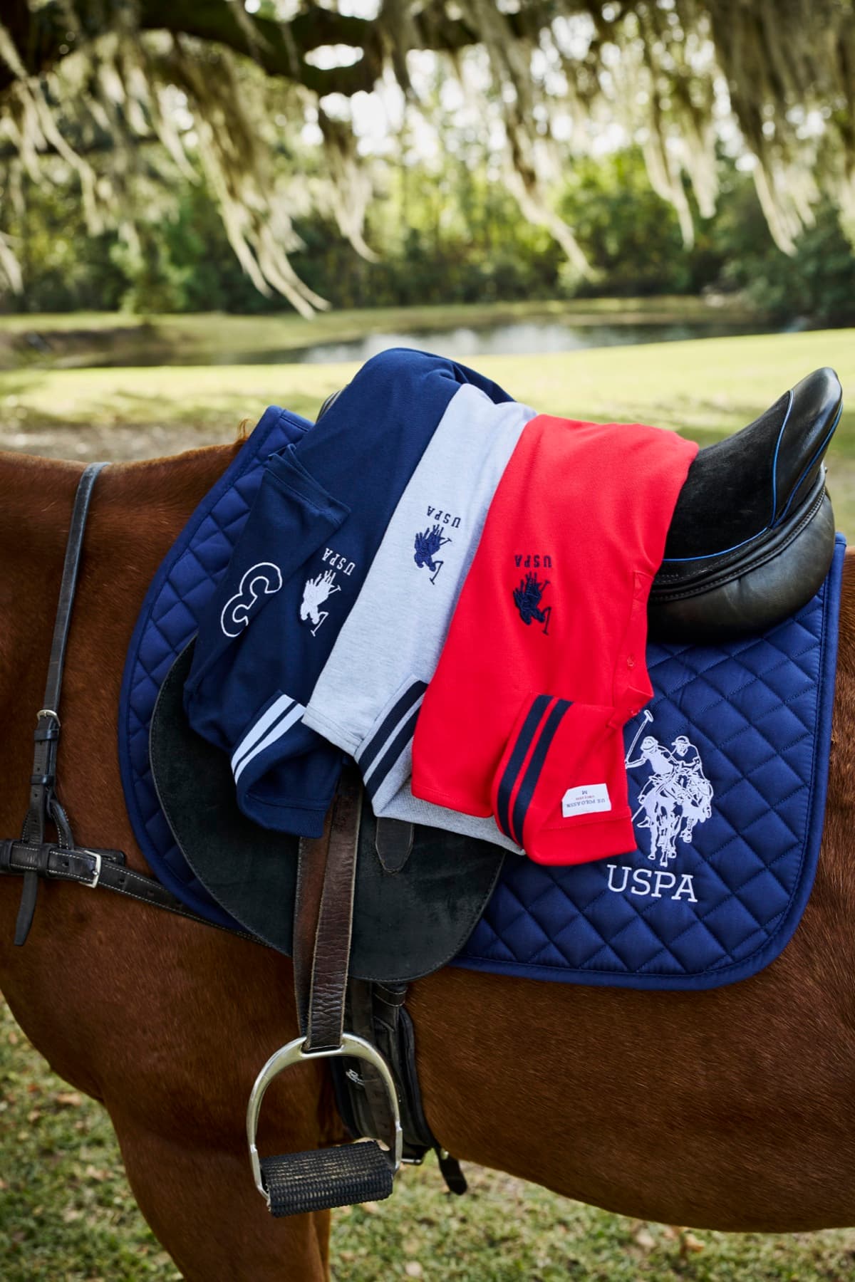 Polos