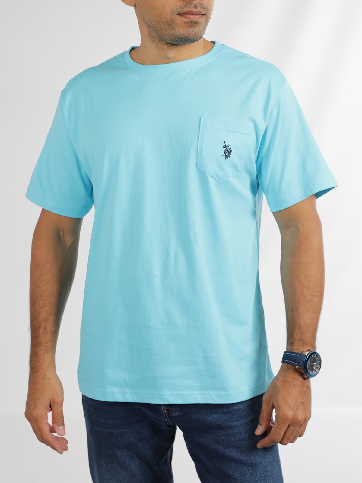 T-SHIRT LOGO CHICO CON BOLSILLO HOMBRE — imagen 1